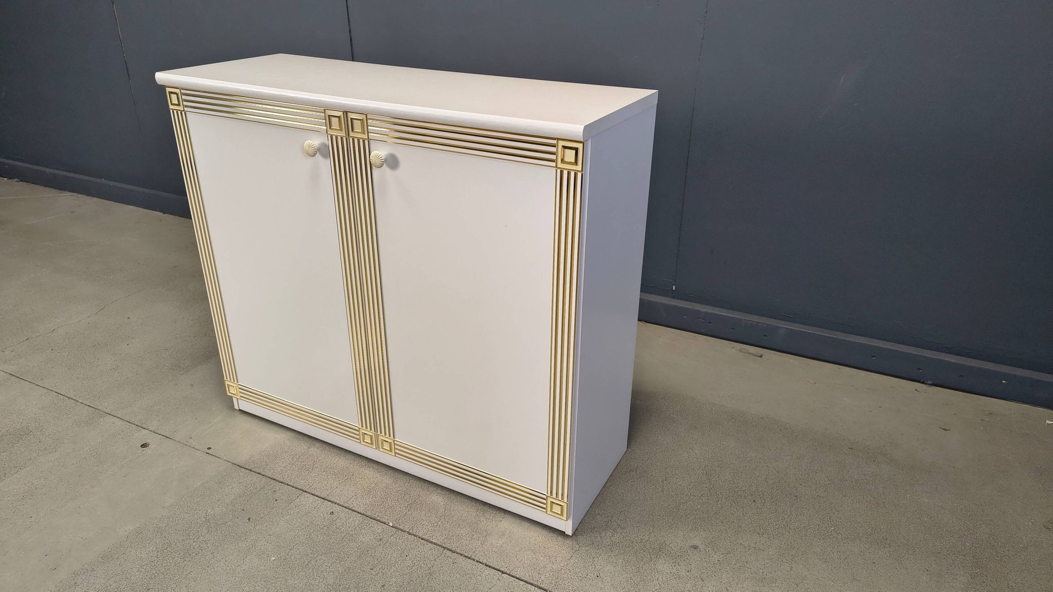 Hollywood regency style cabinet, 1980s