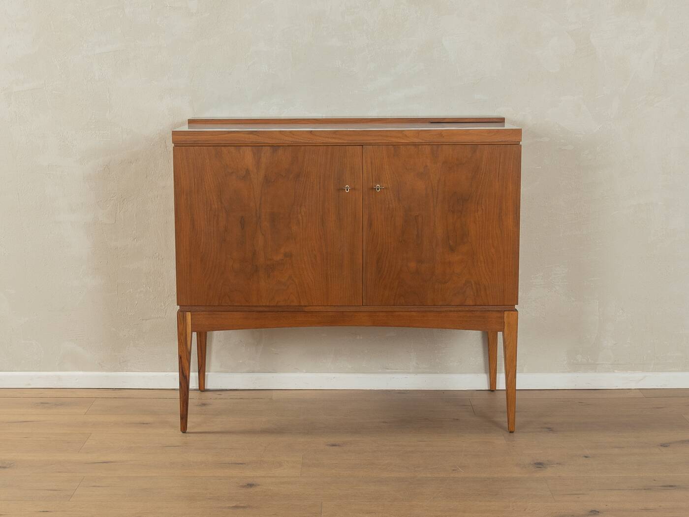 Exclusive home bar