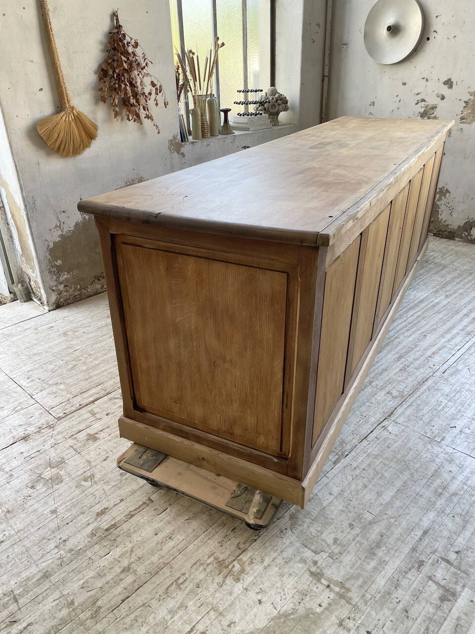 XXL solid oak counter sideboard