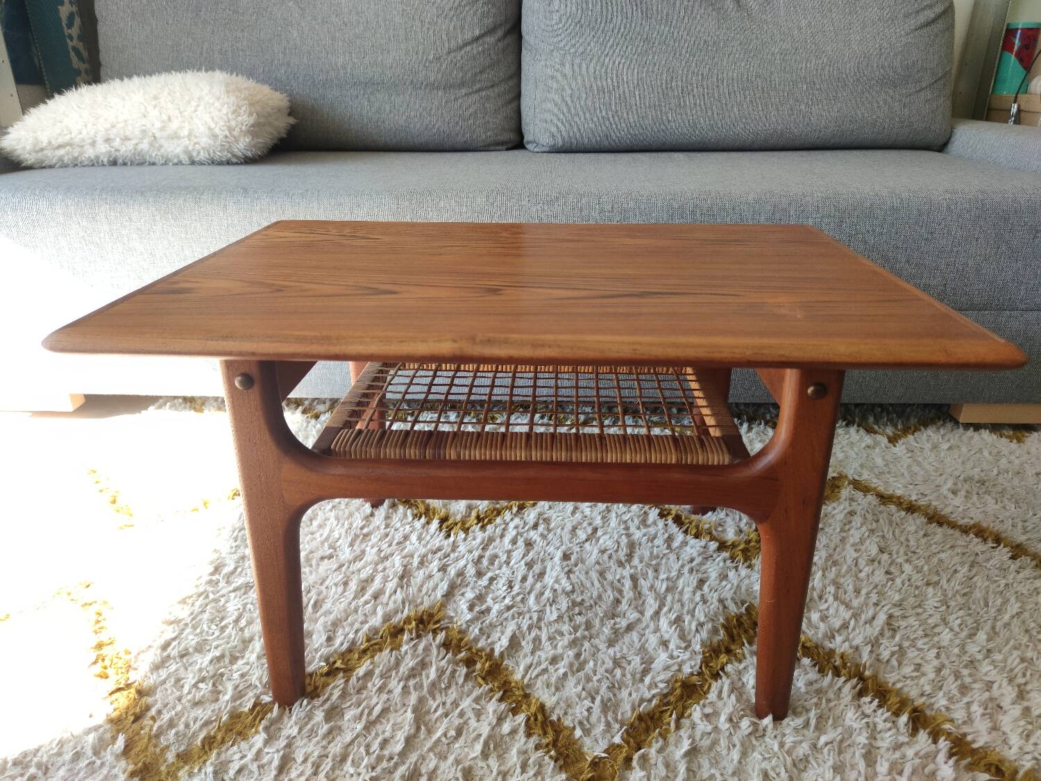 Danish teak side/coffee table Trioh