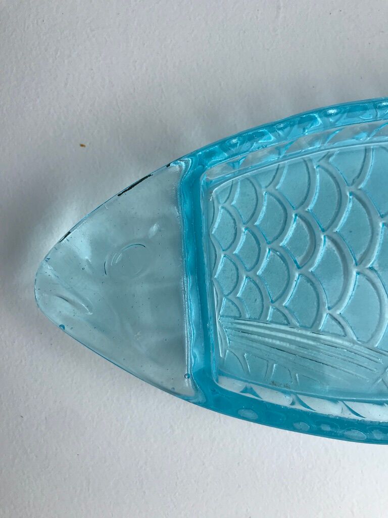 Fish pocket in turquoise blue glass 70s