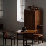 Antique Swedish table with a tilting top from the early 19th century in birch, 1800-1850s.