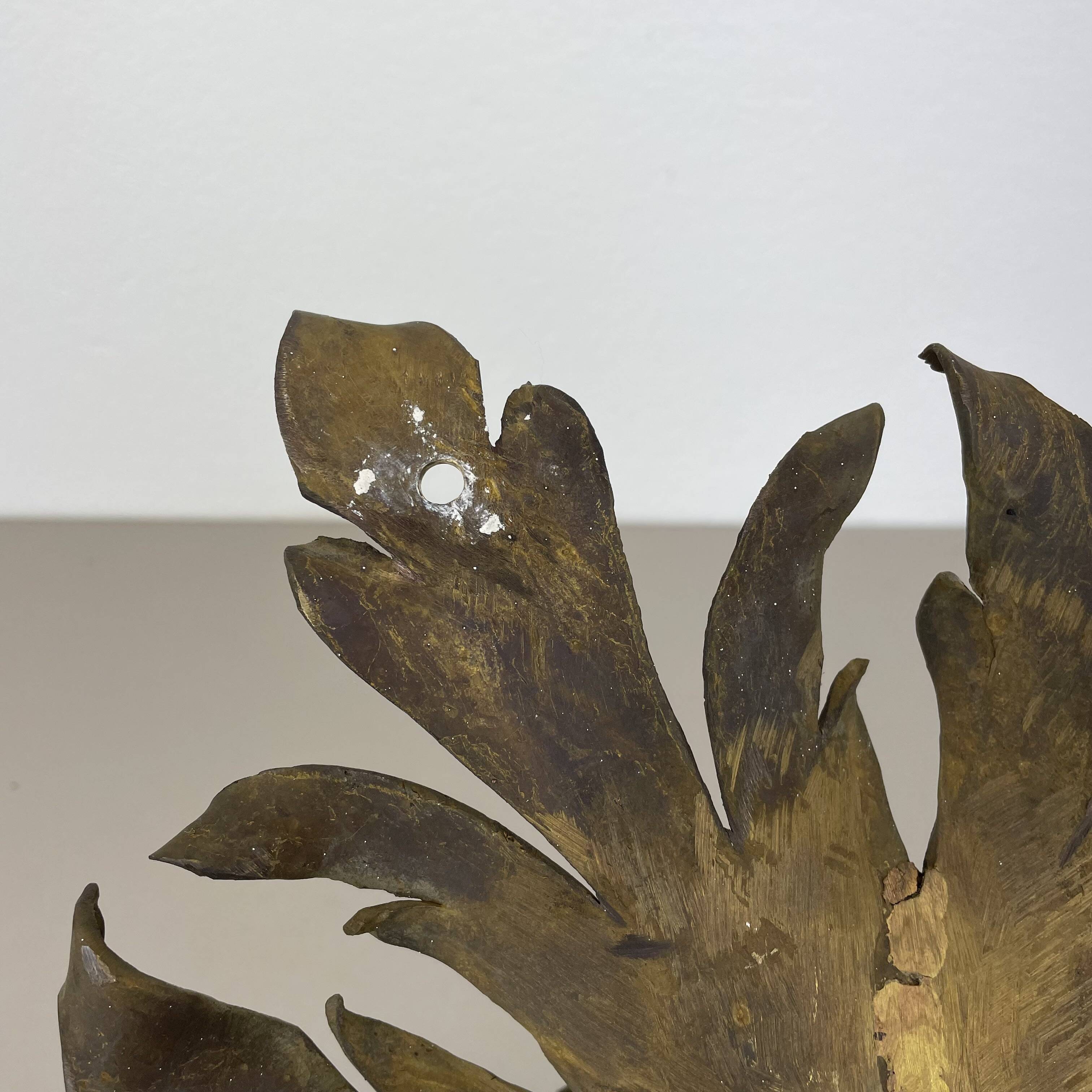 Applique murale de théâtre florale de style Stilnovo en laiton fait main de 35 cm, Italie 1970