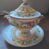 Large soup tureen with its dish.