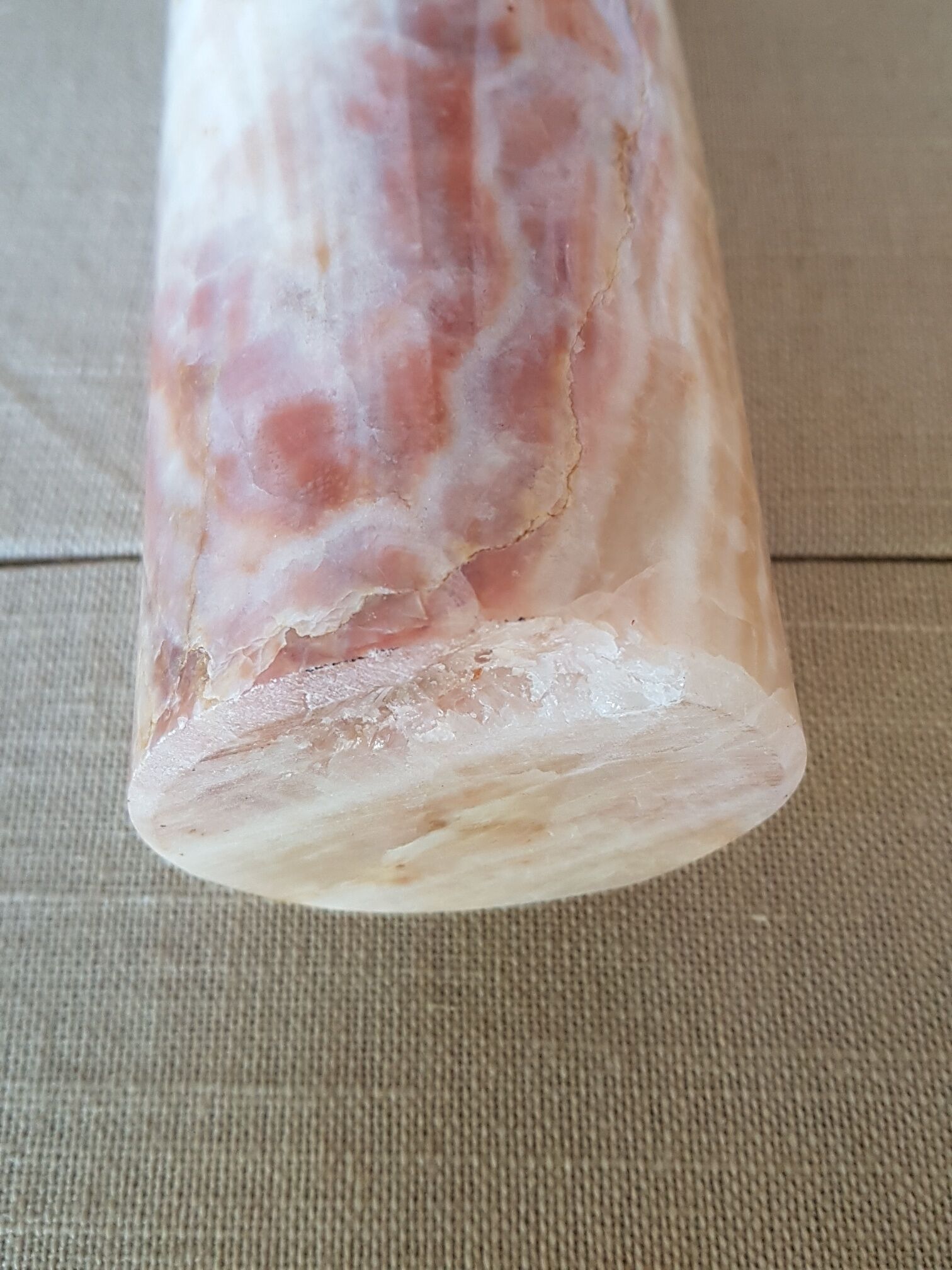 Vase roll cylinder tube marble