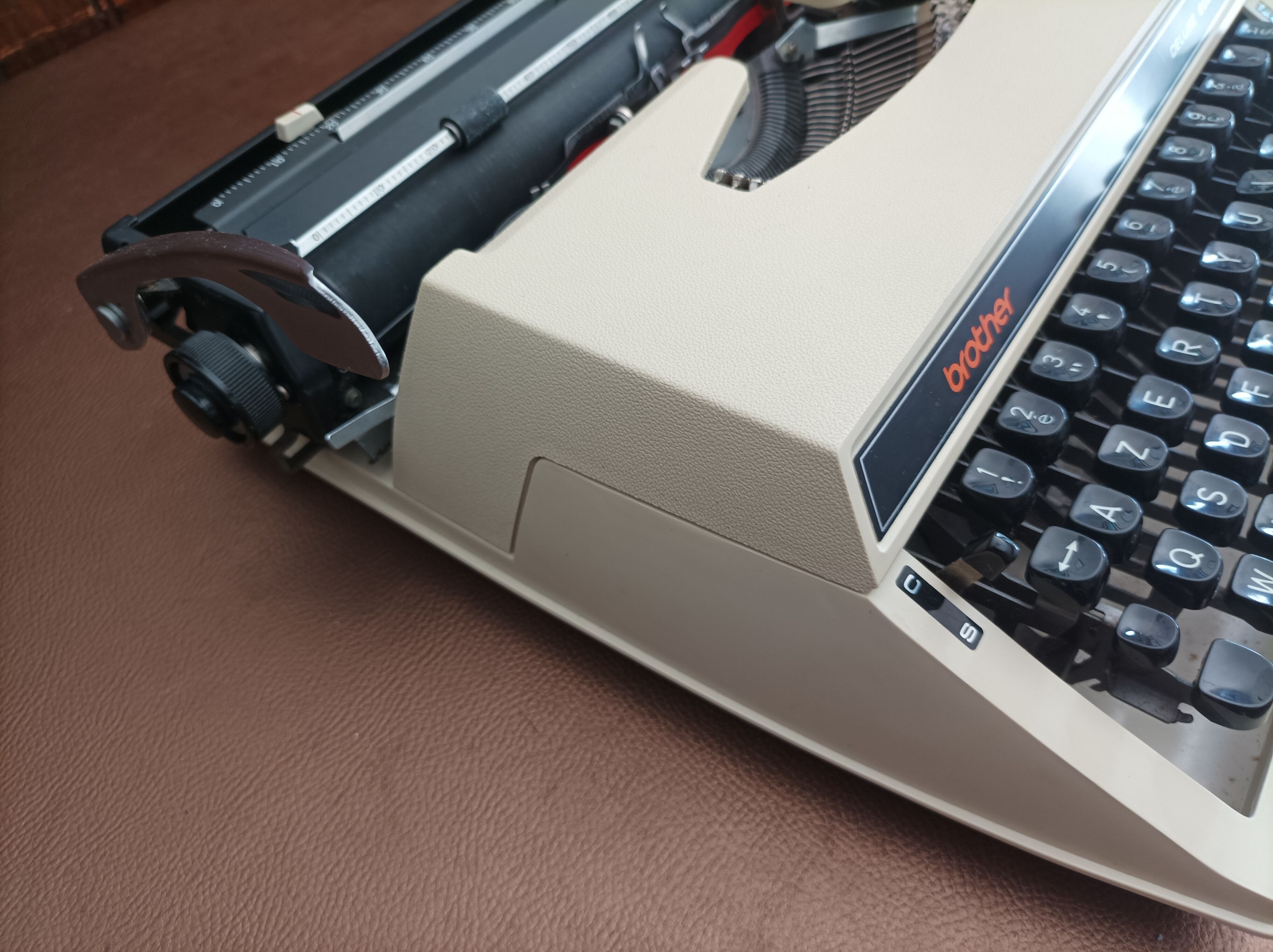 Brother Deluxe 662 TR Typewriter