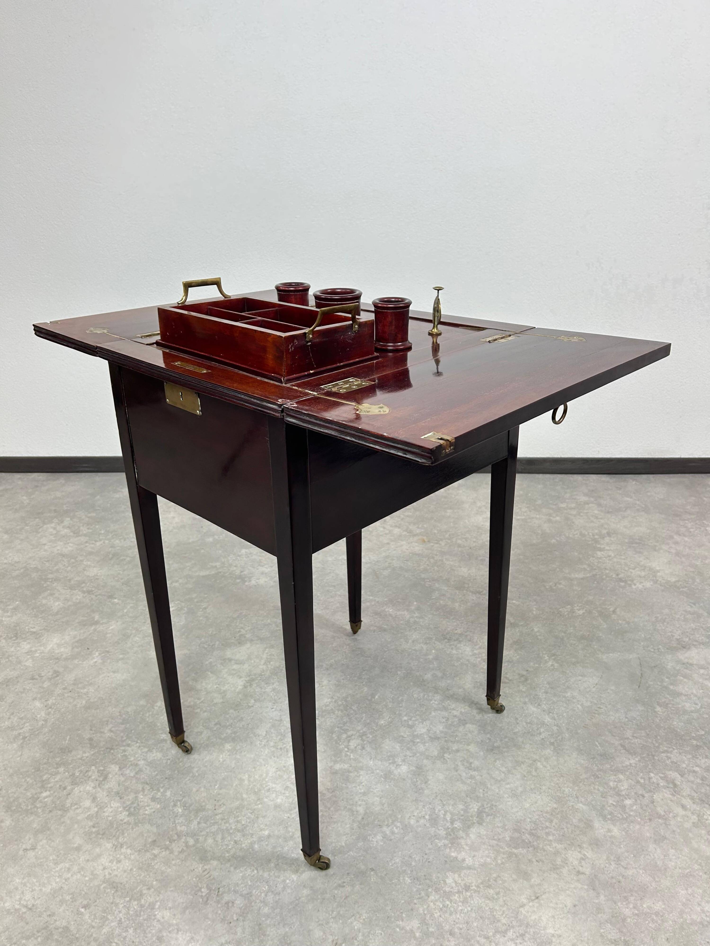 Smoking table Secession by Portois & Fix