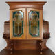 Buffet Art Nouveau en acajou sculpté et vitraux, vers 1900