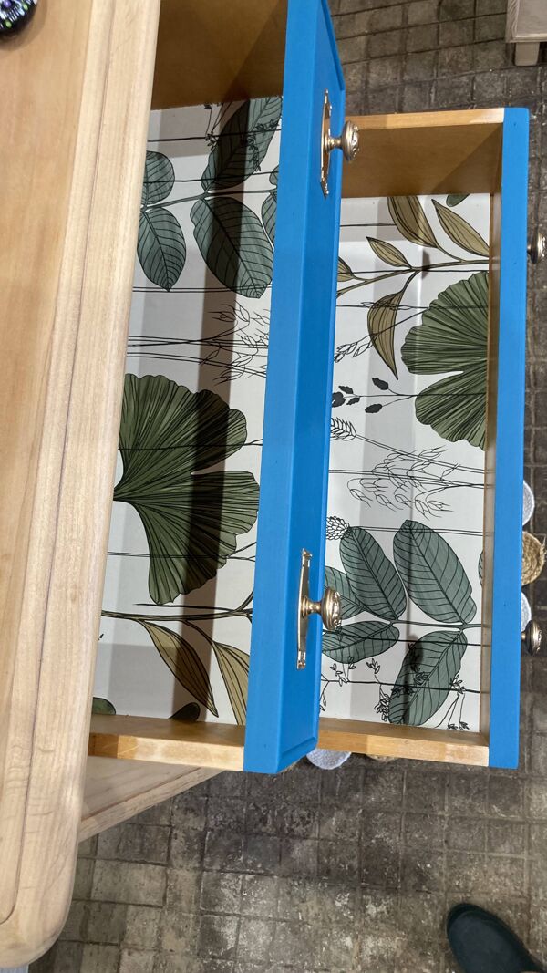 Buffet ou meuble d'entrée en bois relooké