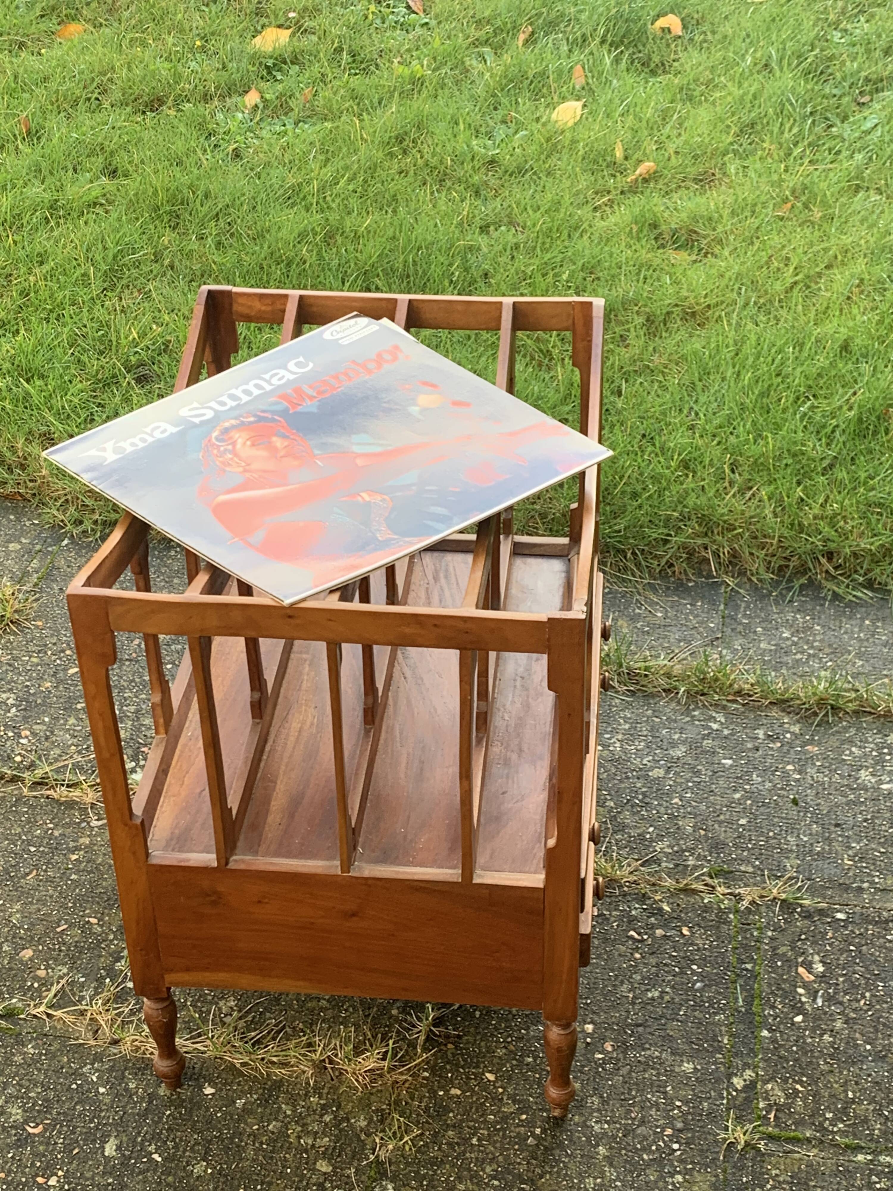 Music cabinet, antique sheet music cabinet, made up of 4 compartments with two wooden drawers,