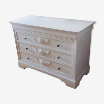 Commode blanche vintage à moulures shabby chic