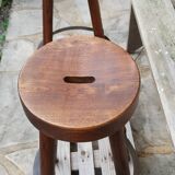 2 tabourets de bar en bois massif