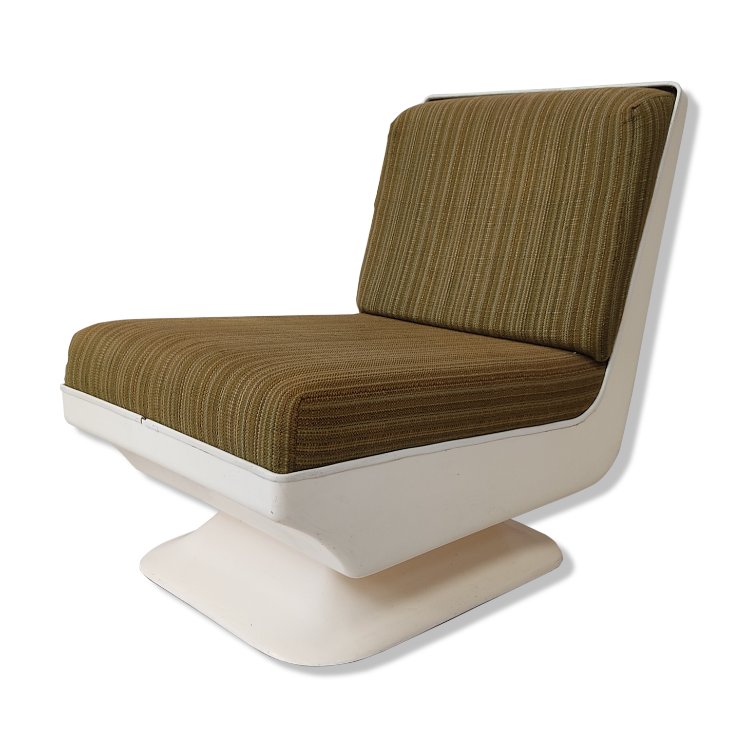 Space age 70s chair