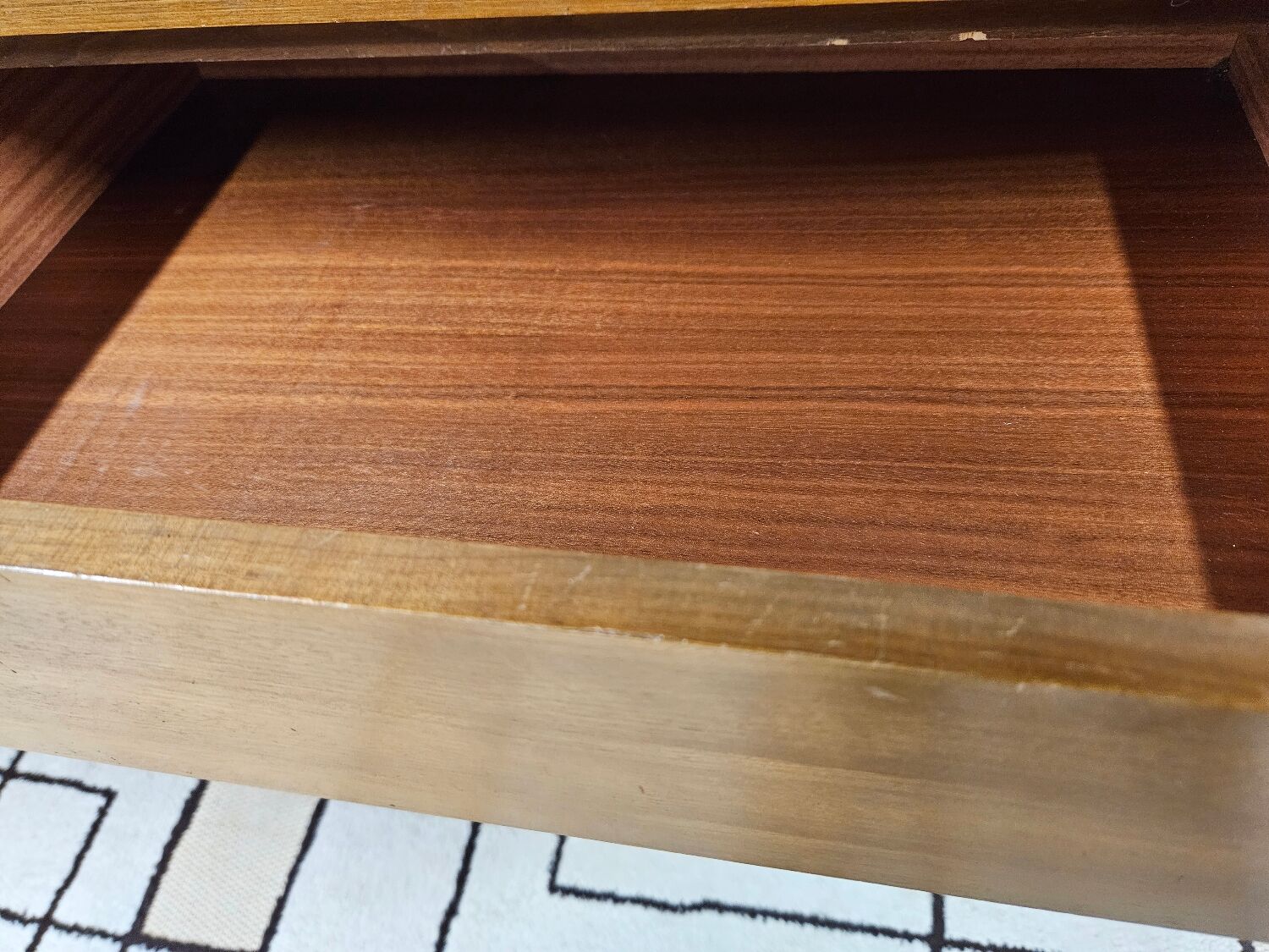 Sideboard in teak veneer 1970
