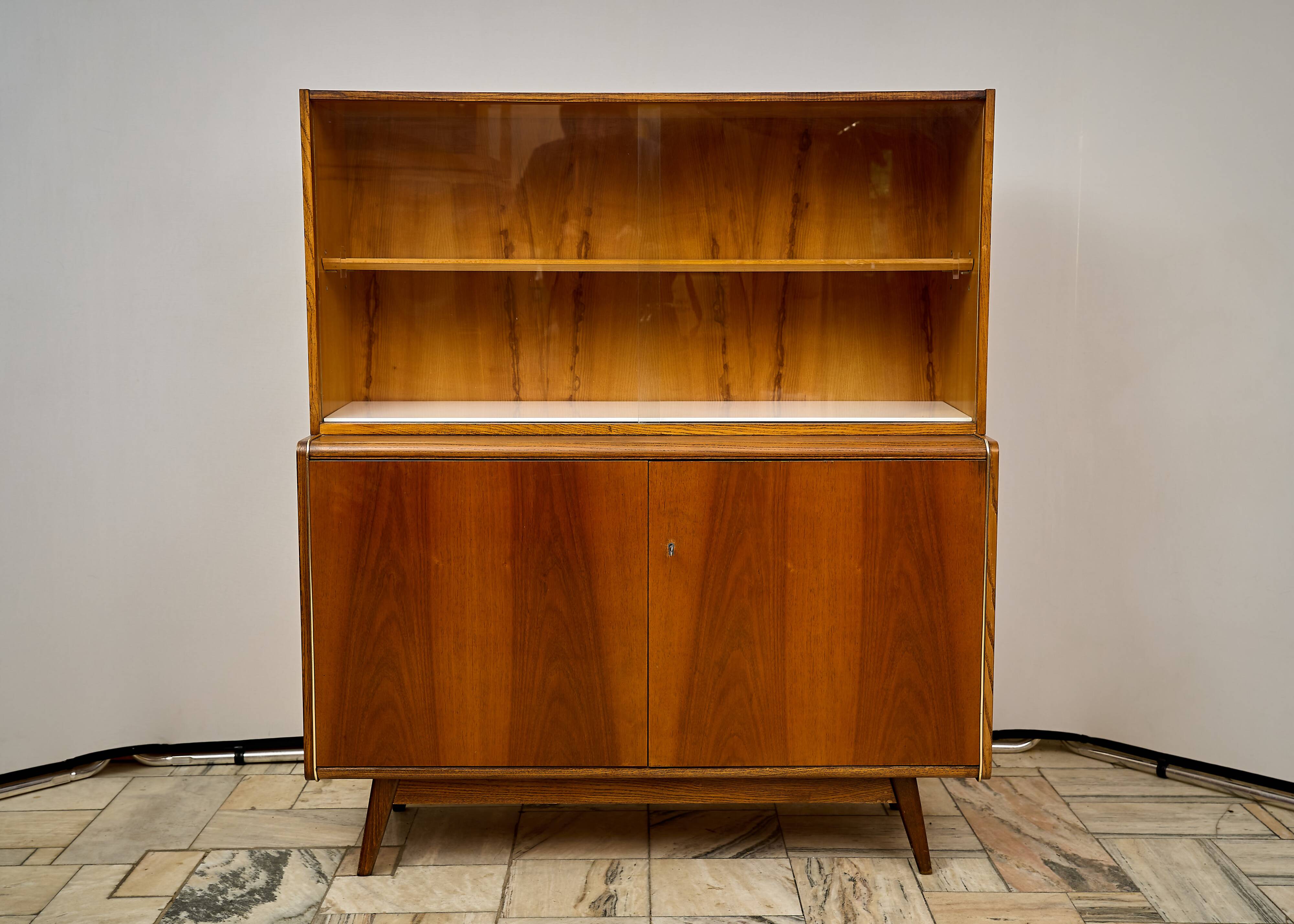 Meuble Vintage conçu par Hubert Nepožitek & Bohumil Landsman pour Jitona