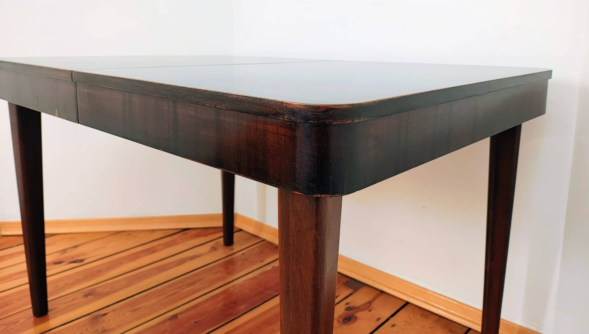 Czechoslovakian Extendable Dining Table by Jindřich Halabala for Up Závody