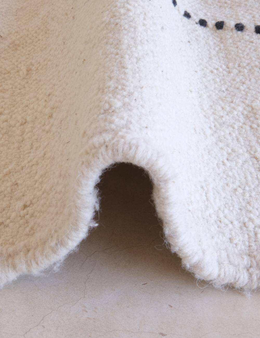 White Kilim Hallway Rug - 437 x 133 cm