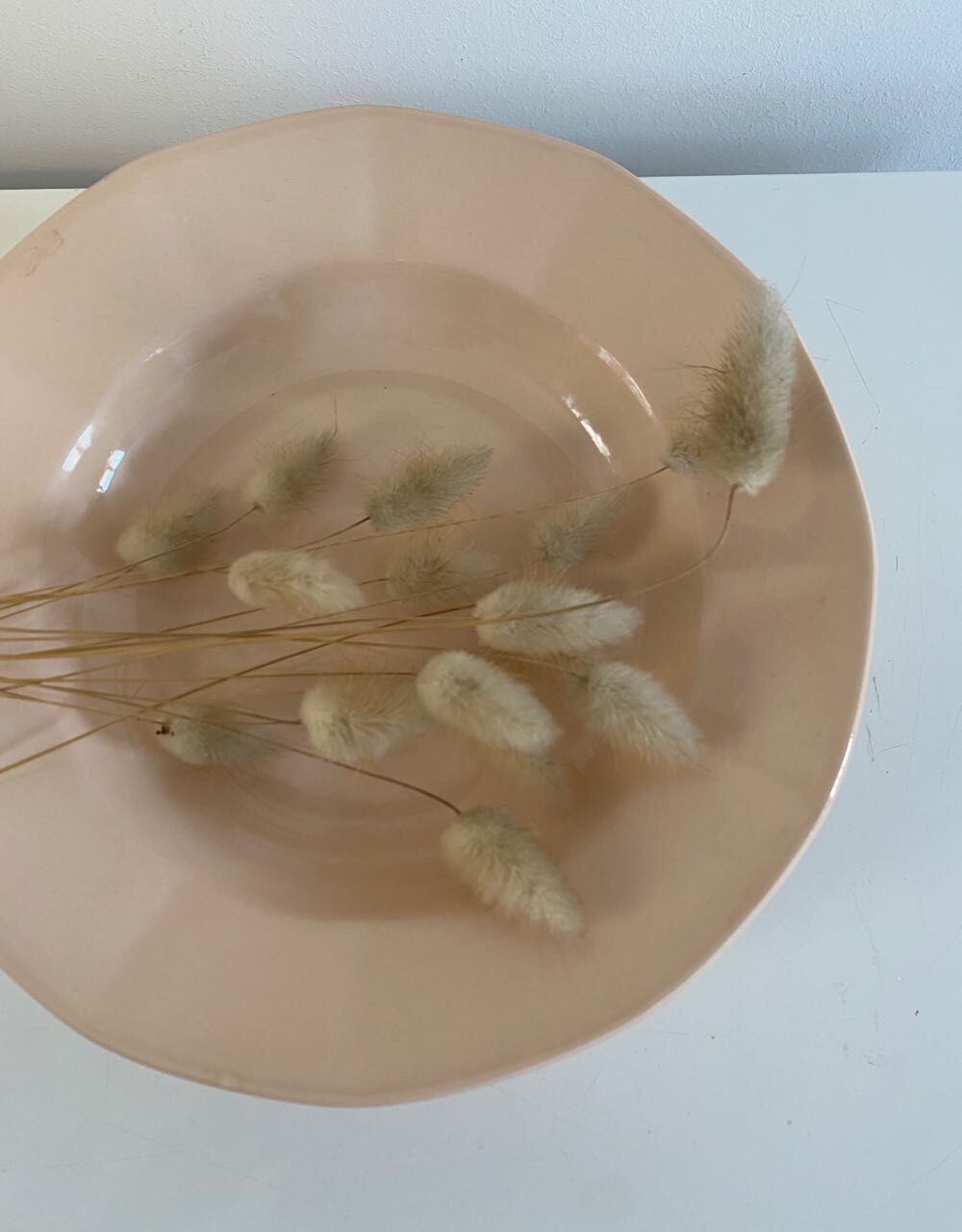 Service of powder pink hollow plates