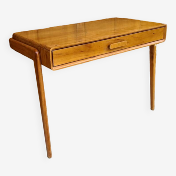 Scandinavian console desk