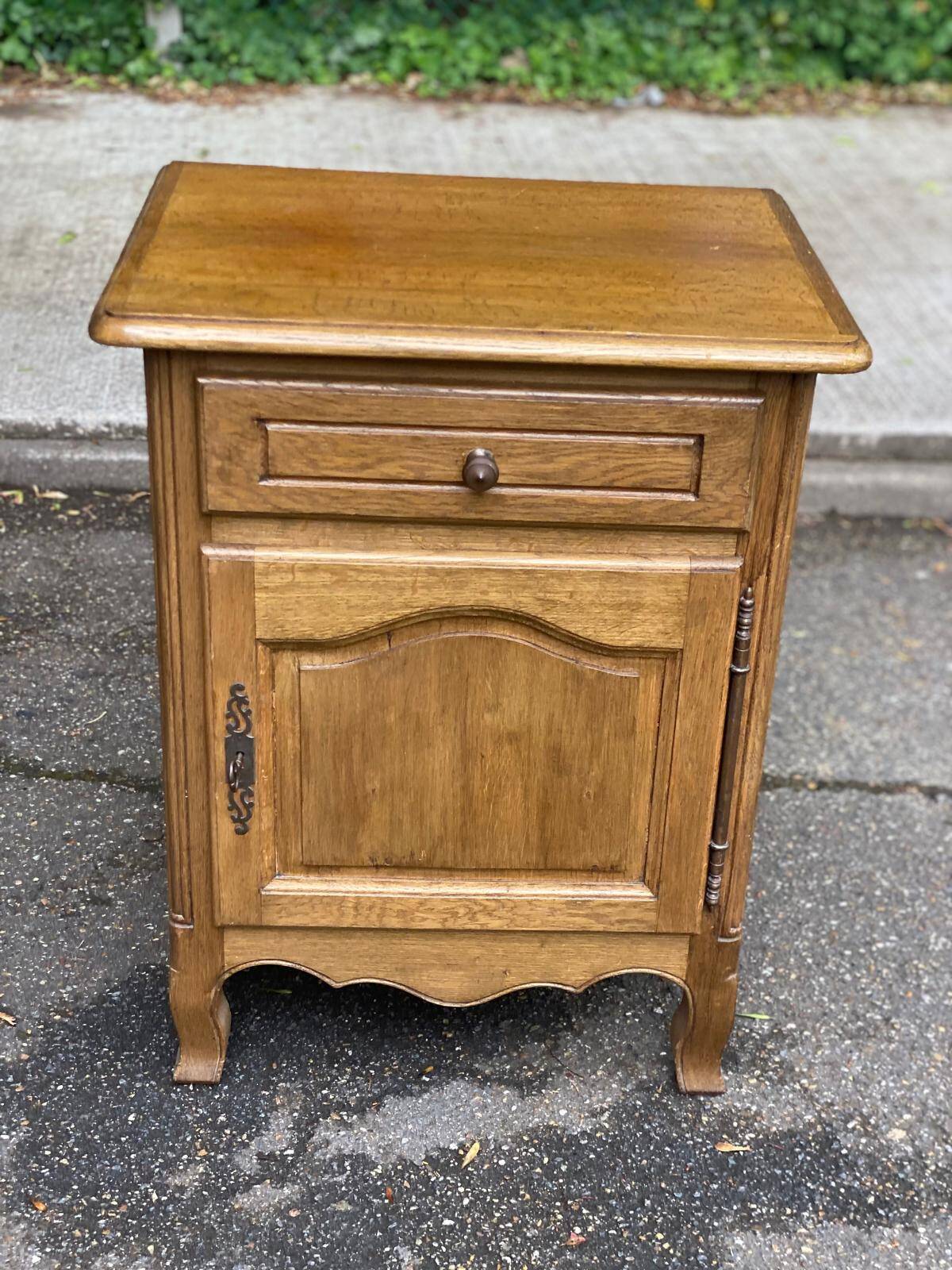 Louis Philippe confiturier in light oak from the 1970s.