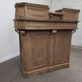 Store reception counter