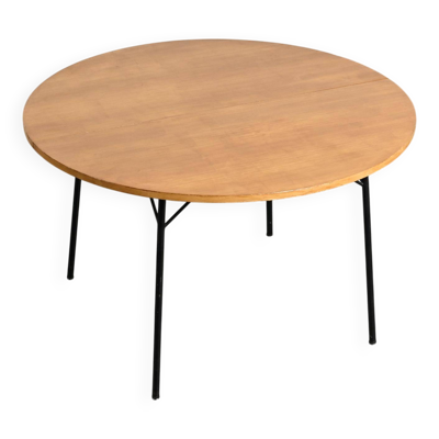 Table modèle 302 en frêne par Alain Richard, 1954, Meubles T.V.