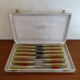 Lot 12 Art Deco style knives in case