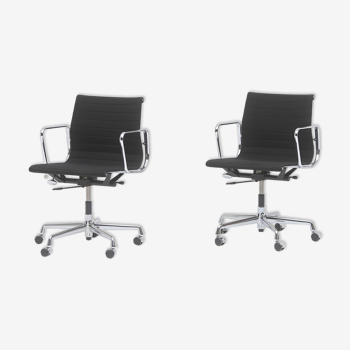 Pair of office armchairs model EA 117 designed by Charles & Ray Eames, Vitra edition.