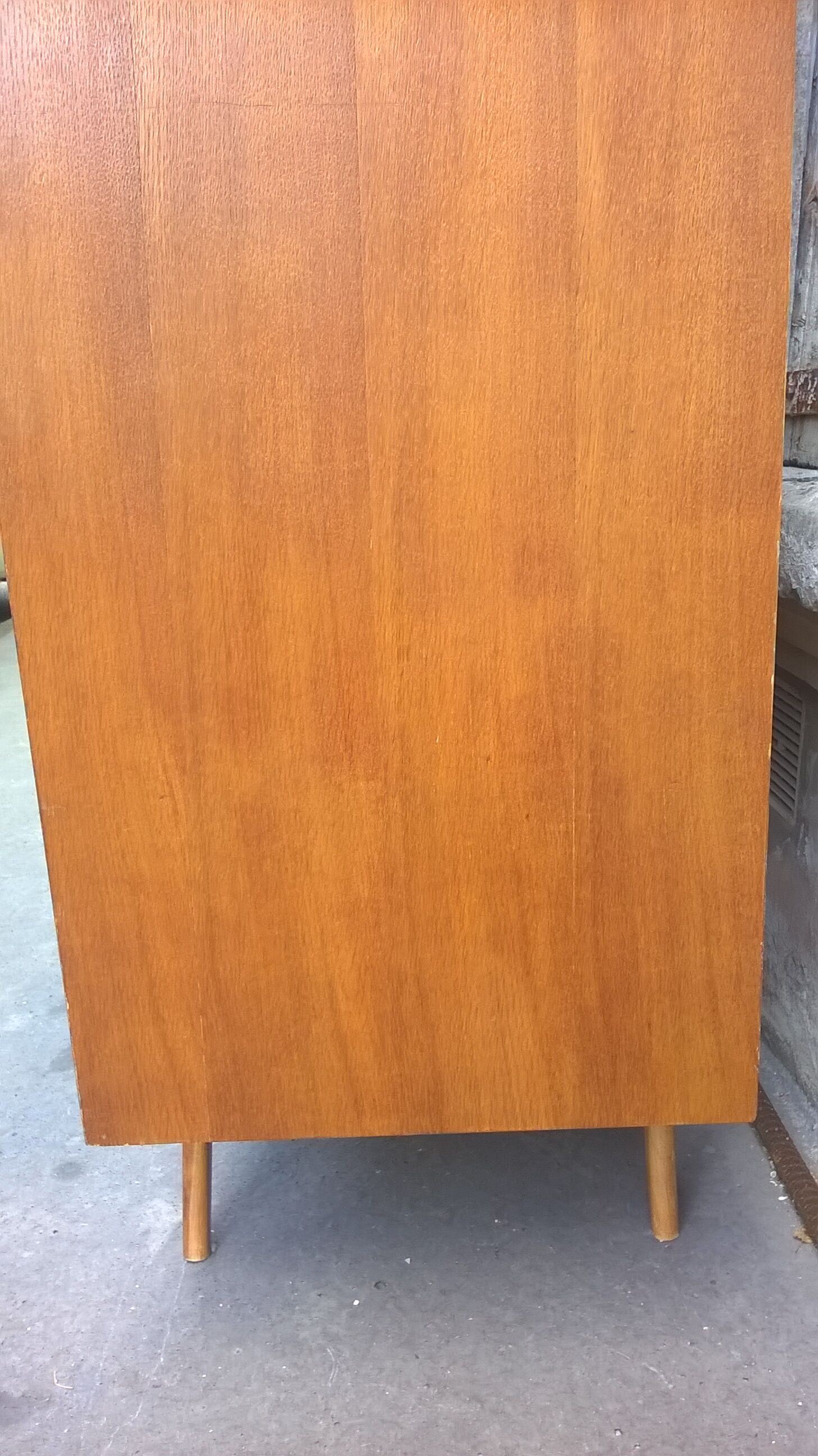 rattan bedside cabinet and sounds