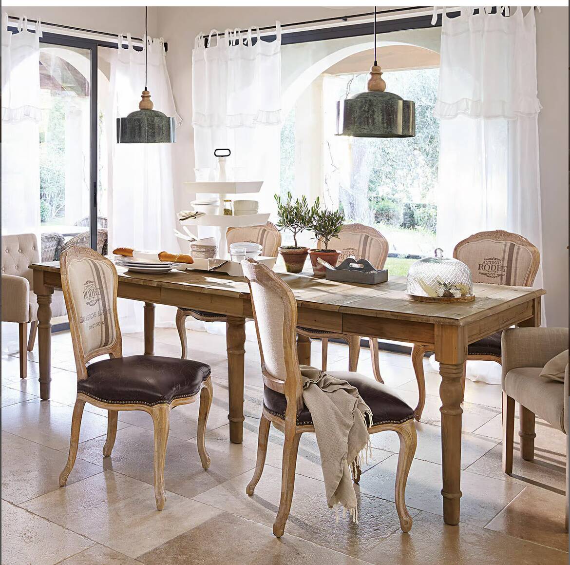 Magnifique table loberon extensible