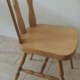 Bureau et chaise