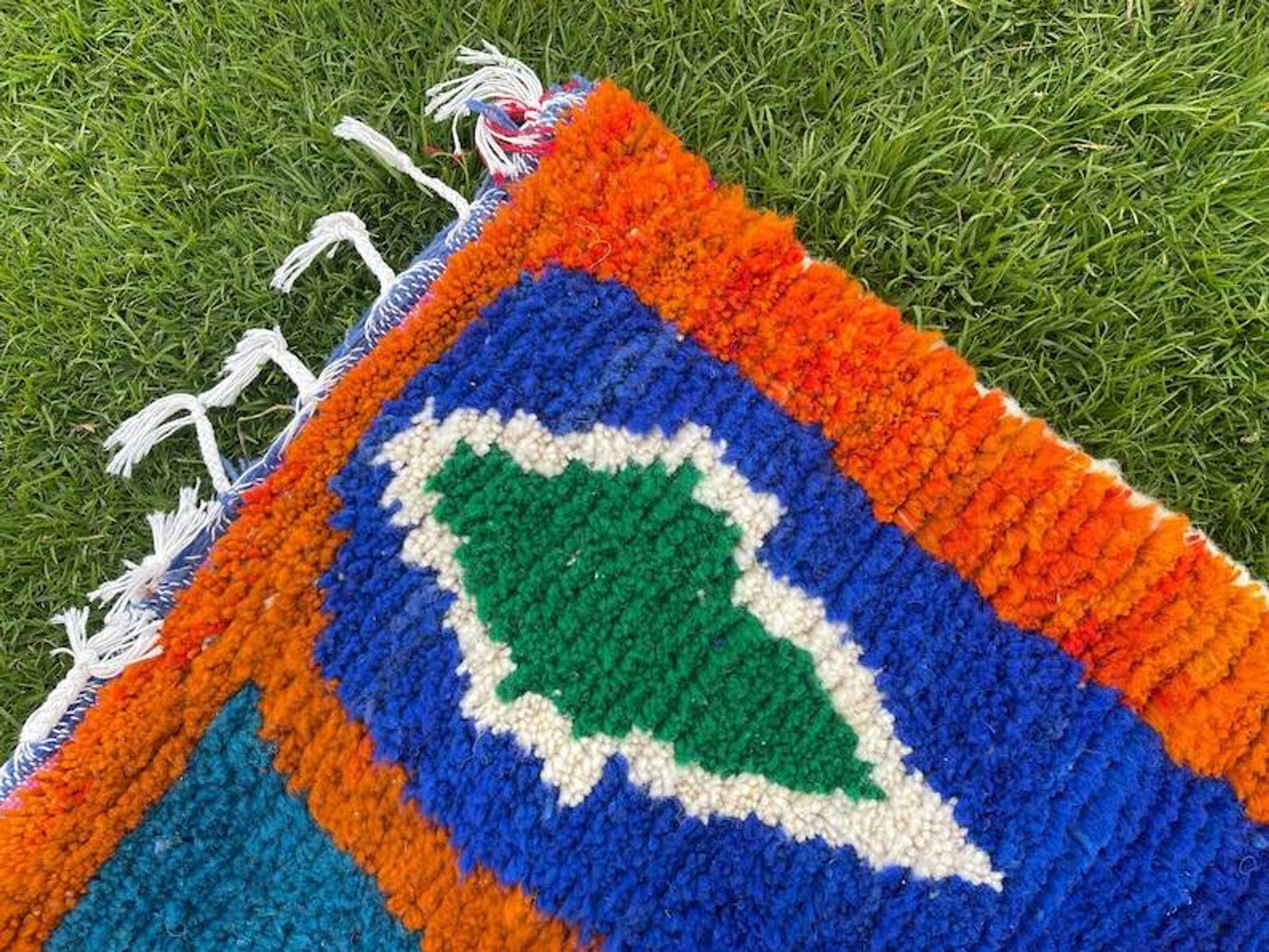 Handmade Moroccan rug 250cm x 100cm