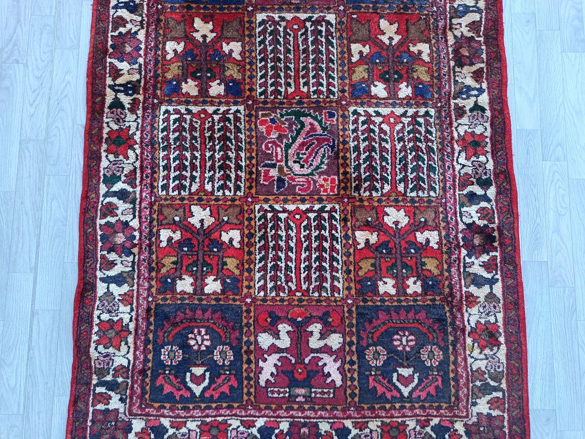 Handmade Bachtiar Persian carpet