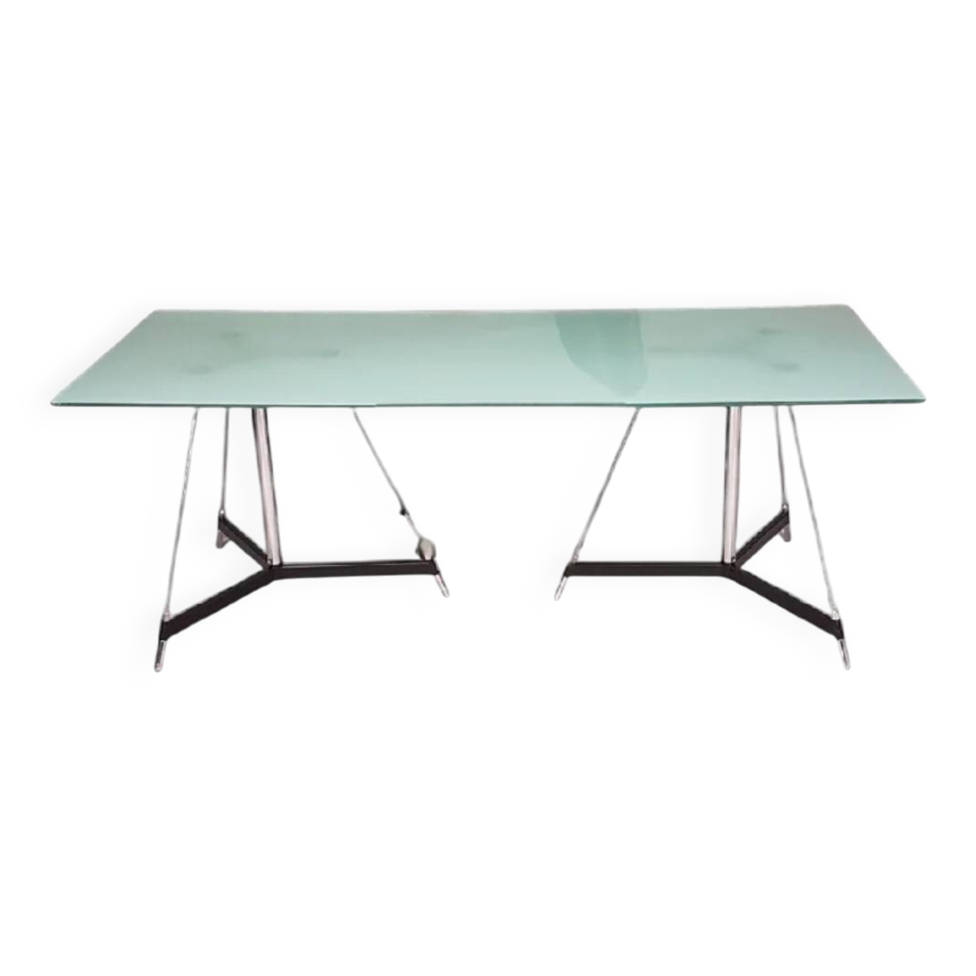 Table tripode italienne / plateau en verre mat / Gabriel Teixidós