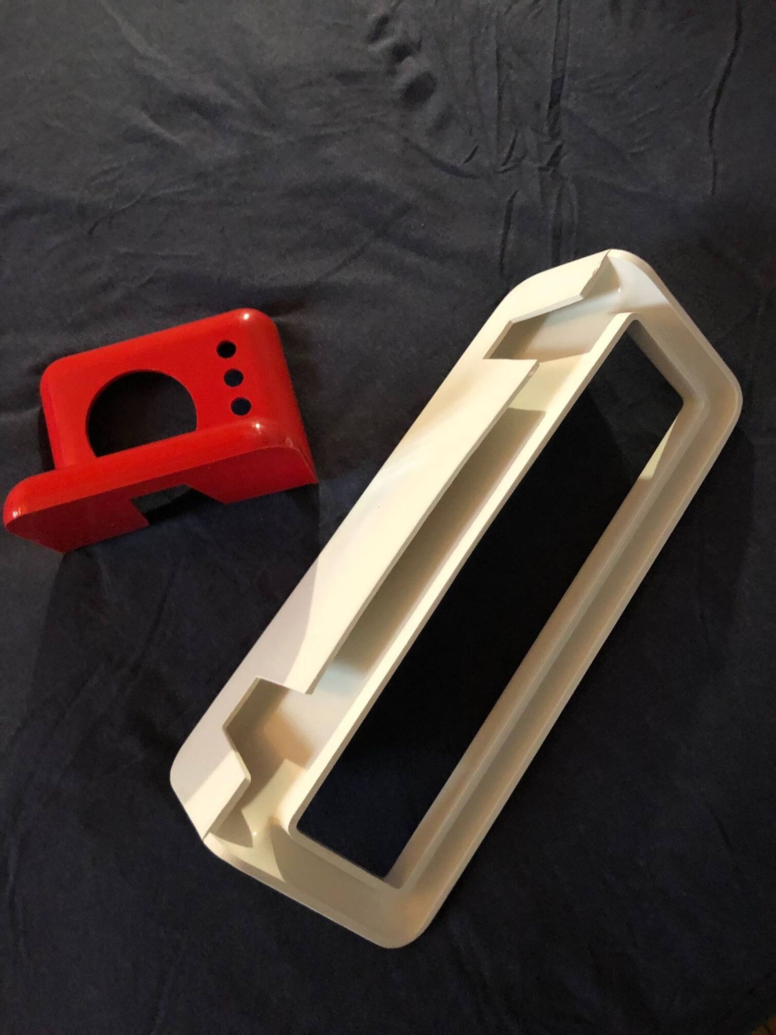 Bathroom accessory set, BILUMEN, G. Castiglioni, ABS, 1970s