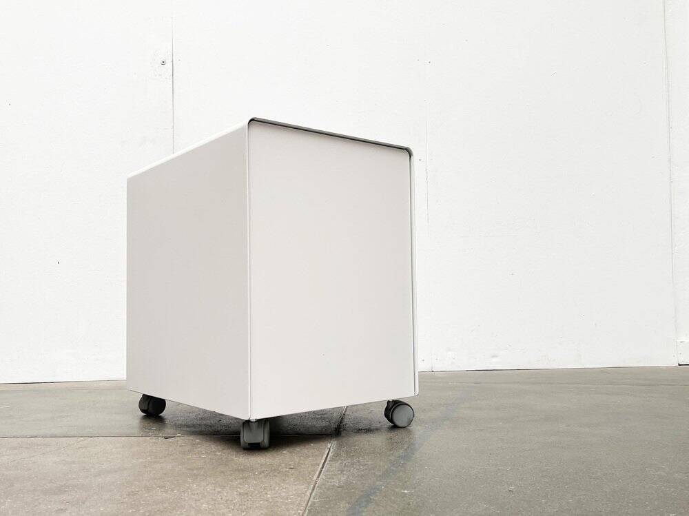 Metal office cart series ATM by Jasper Morrison for Vitra