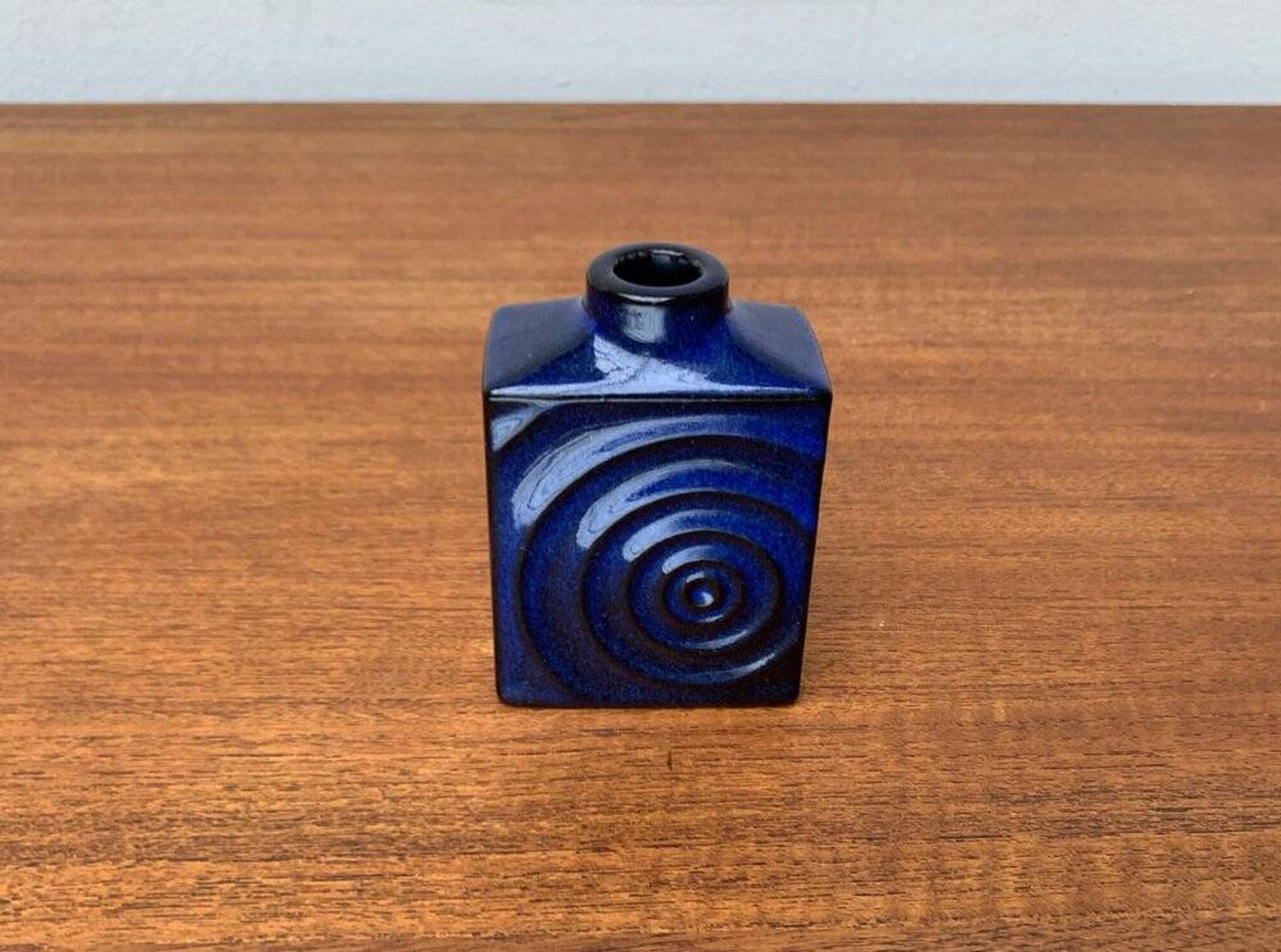 Vase from the Zyklon series in WGP pottery, West German, mid-century by Cari Zalloni for Steuler, 1960s.