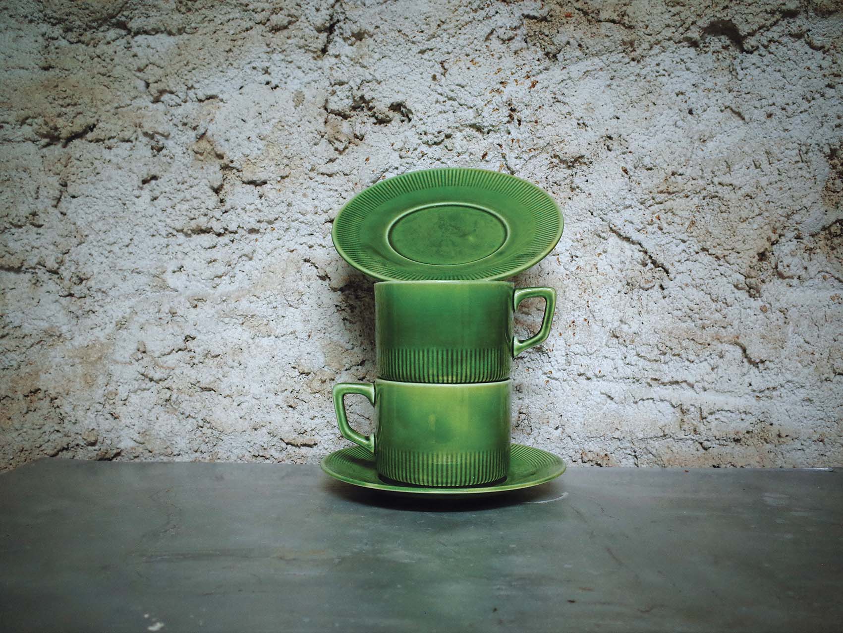 Duo cups with saucers