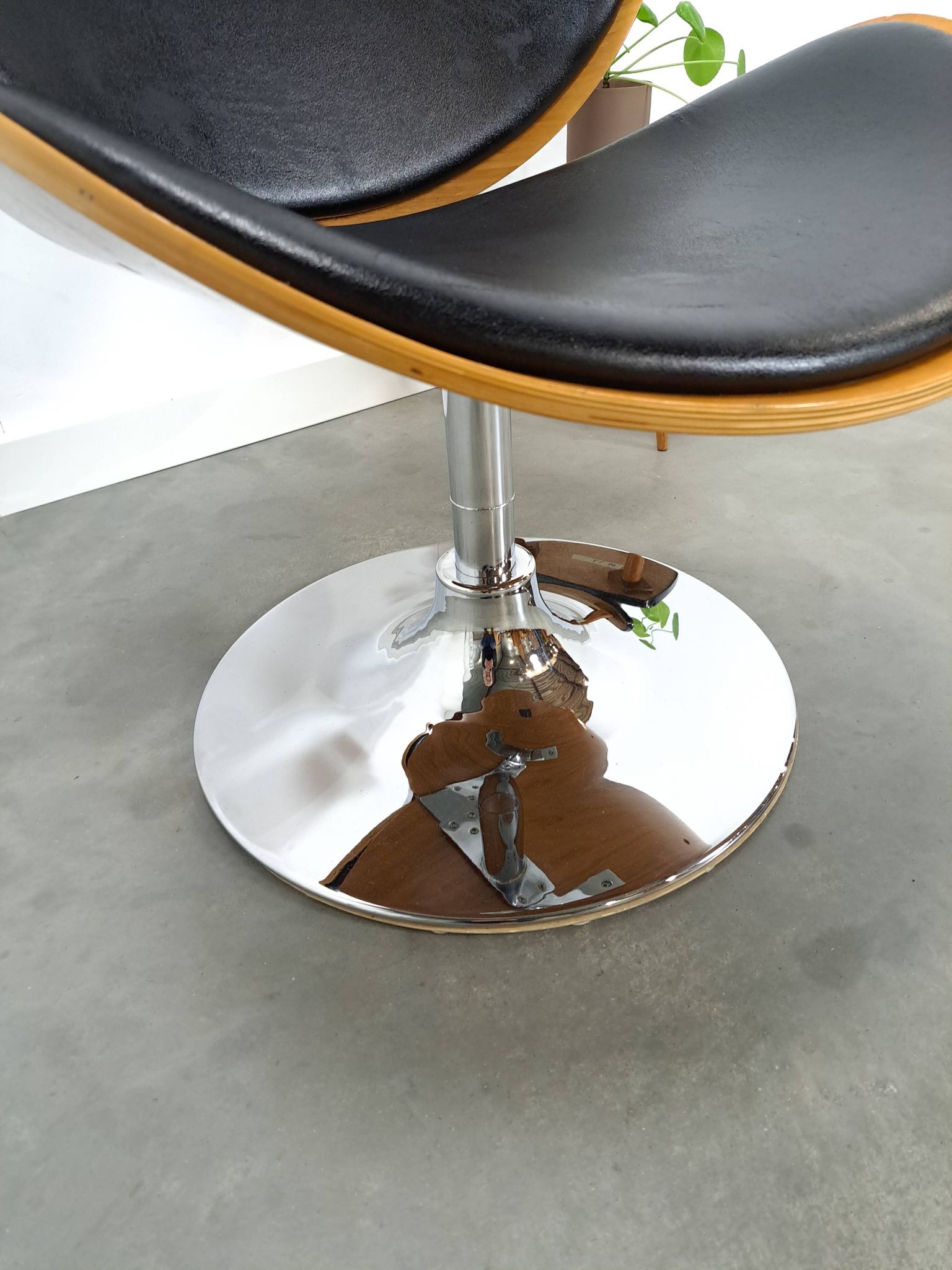 Dan-Form Curve loungestoel, draaifauteuil Denemarken