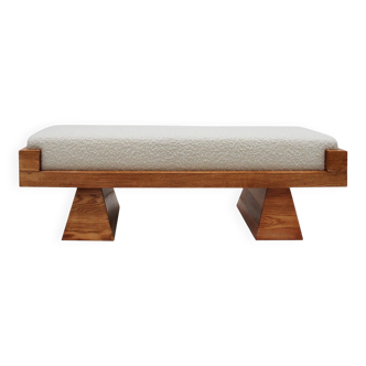 Brutalist Style Bench with Solid Oak Pyramid Bases and Ivory Bouclé Upholstery