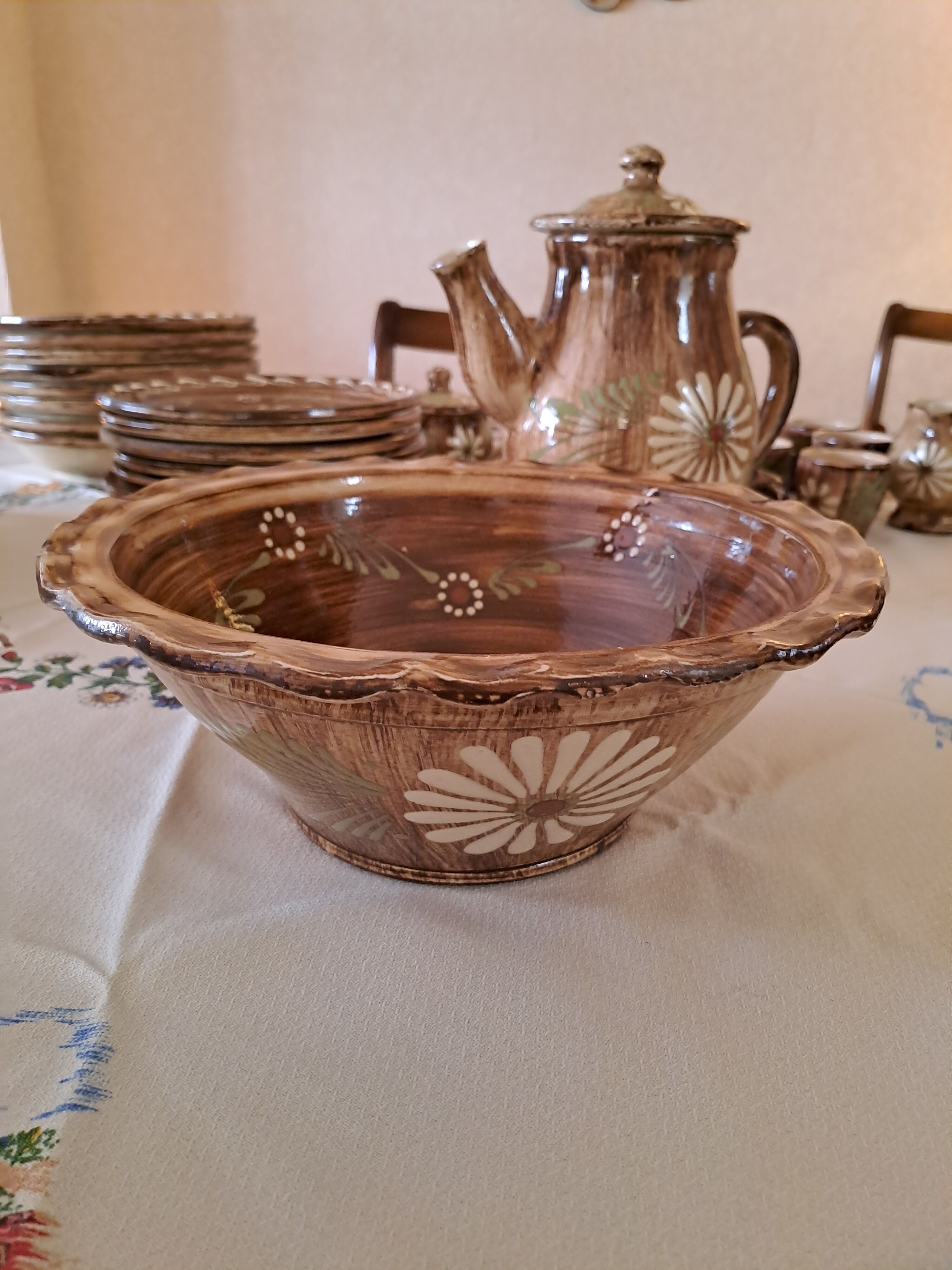 SERVICE DE TABLE "ALSACIEN" FAIT MAIN
