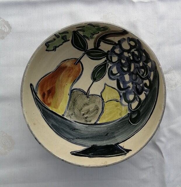 Set of eight cups and a fruit pattern cut, green carpet workshop - circa 1950