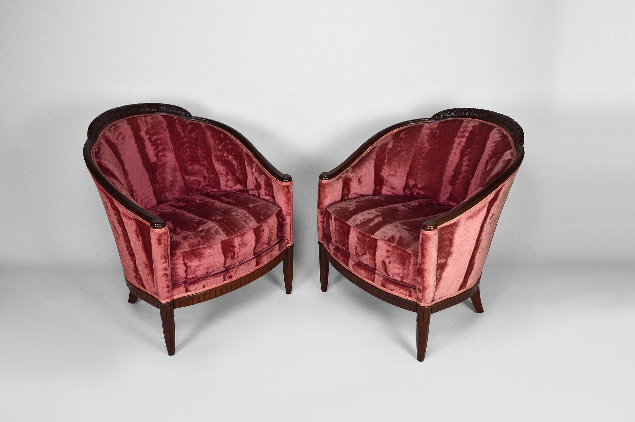 Art Deco Salon by Paul Follot in pink velvet, circa 1920
