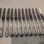 12 silver-plated dessert knives by Boulenger, Louis XV style, half-rich.