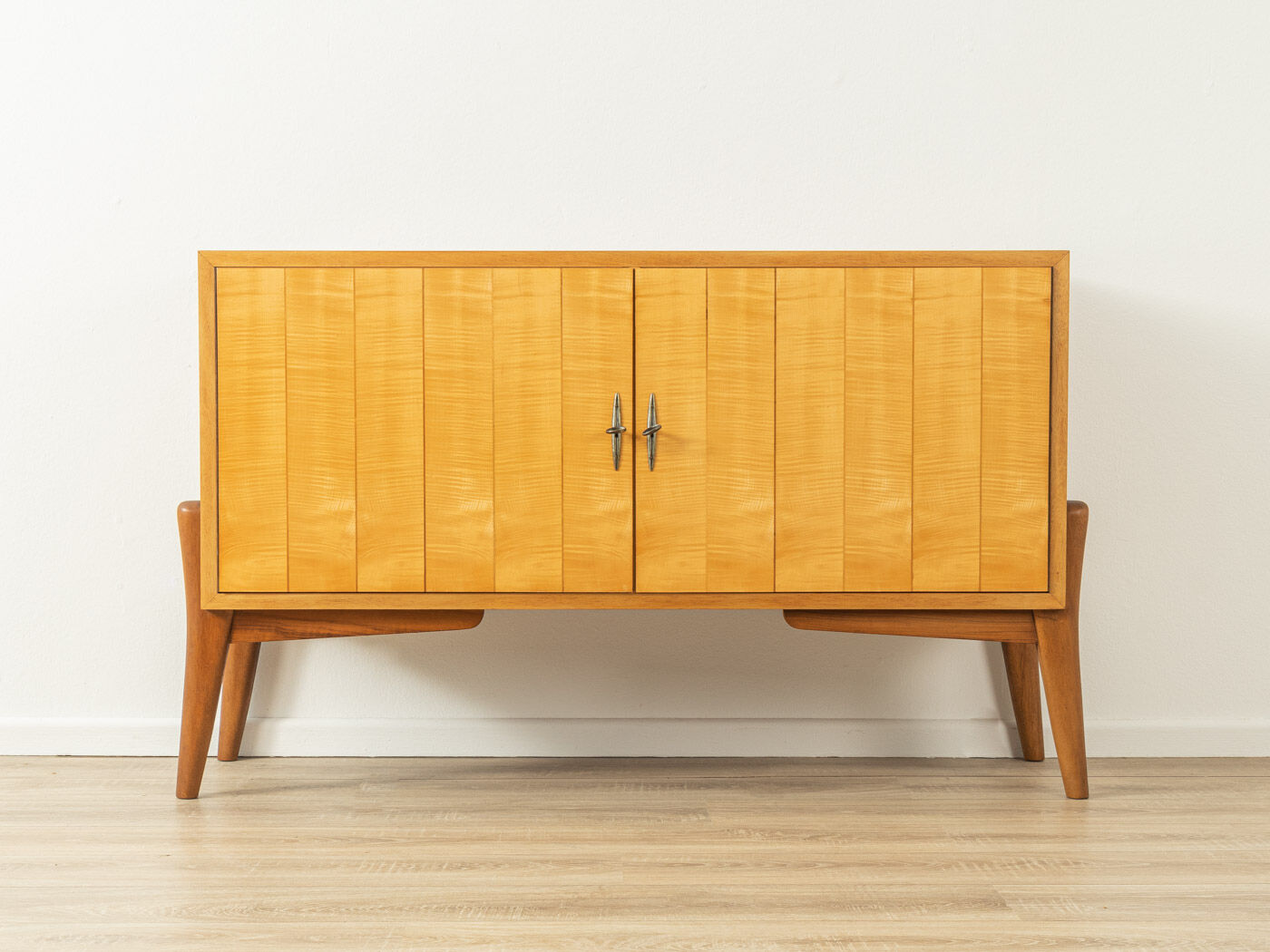 1950s dresser