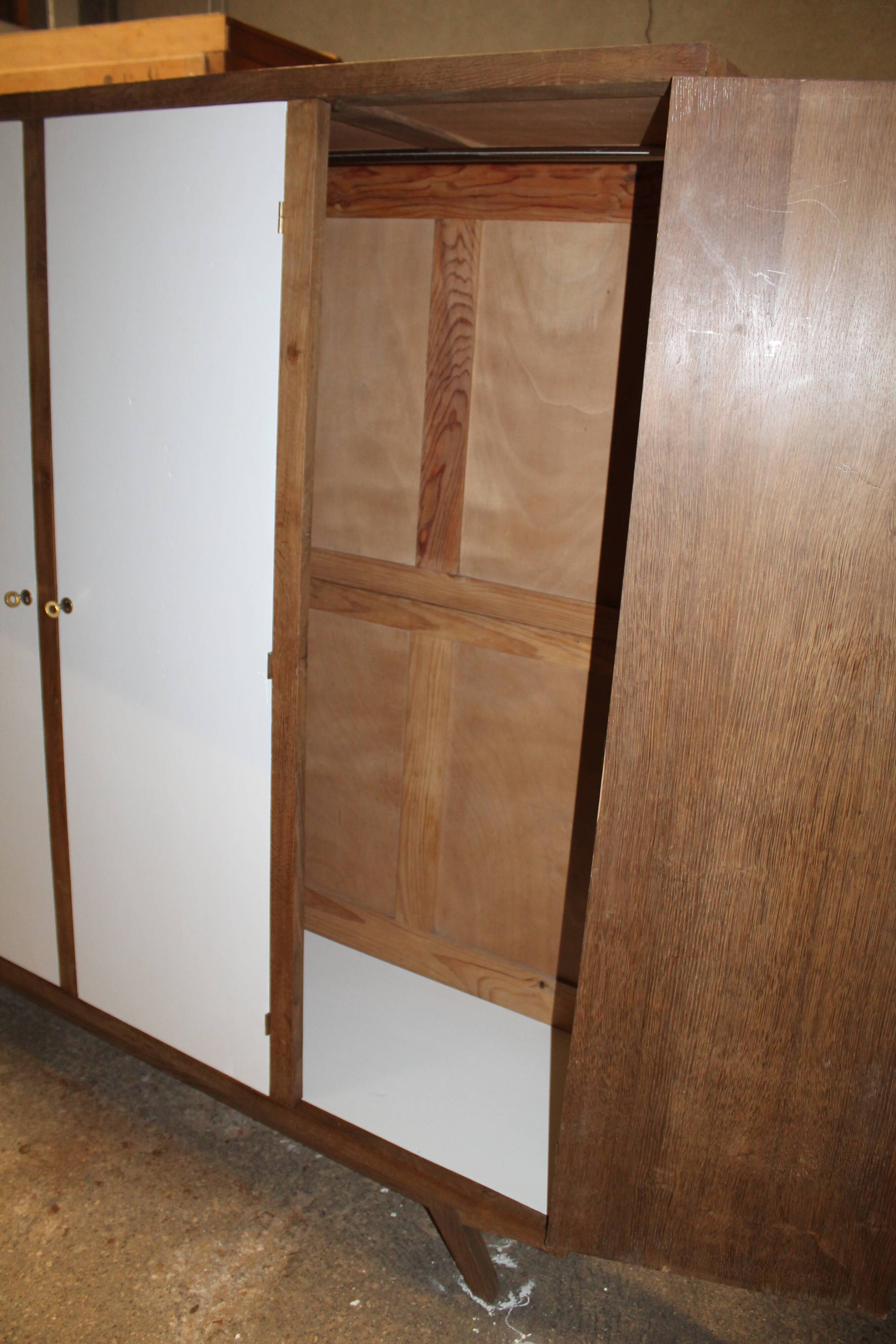 Armoire vintage blanche
