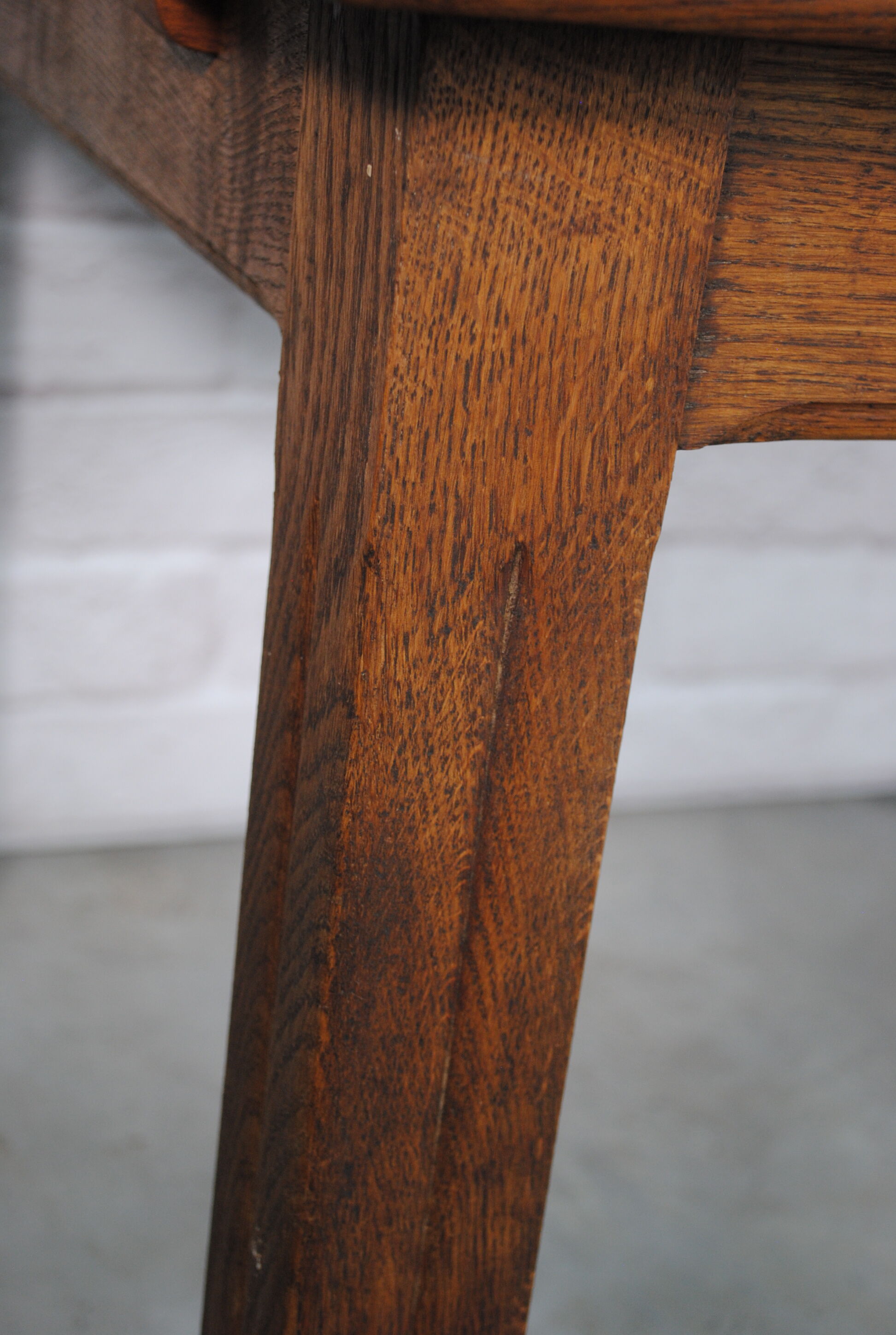 Expandable table 1950