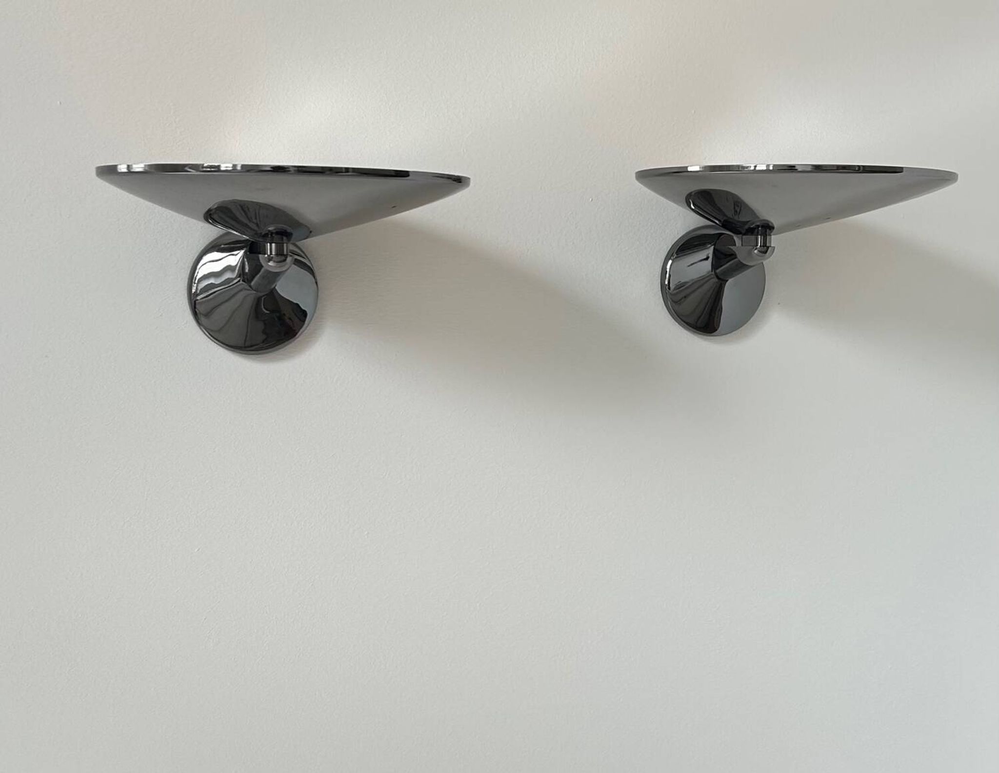 Pair of vintage wall lights, chrome-plated metal, Italy 1970s