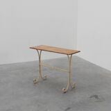 Table de bistrot française du XXe siècle avec base en fonte et plateau en chêne