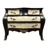 Curved Louis XV Baroque style chest of drawers in lacquered wood